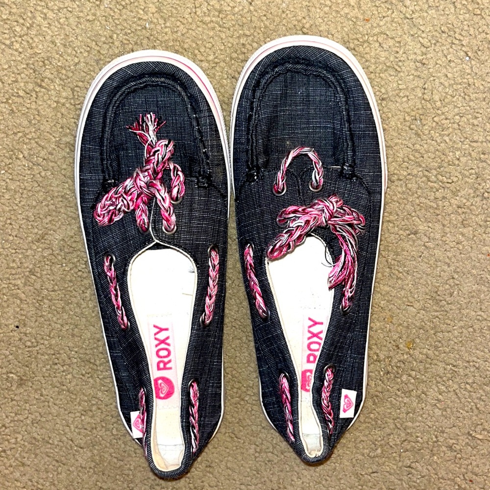 Brand new! Roxy boat shoes! Size 6